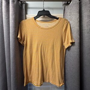 American Eagle Striped Yellow White Short Sleeve Tee Women’s Size Small